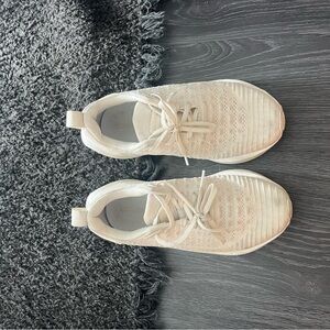 Nike woman’s infinity run 4